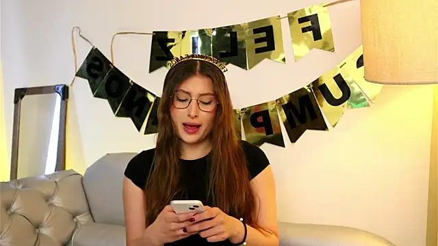 Daisha Riley online show from 11, 10, 2025