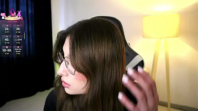 Daisha Riley online show from 9, 9, 2025