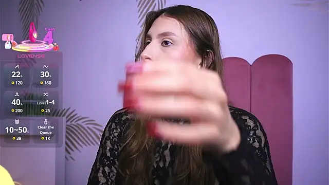 Daisha Riley online show from 12, 3, 2025