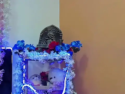 CintiaWalker online show from 8, 11, 2025