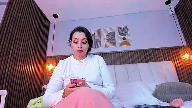 Snapshot of PerlaPreciosa chatting on 17, 6, 2026 PerlaPreciosa online show from 17, 6, 2026