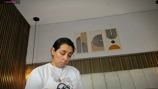 Snapshot of PerlaPreciosa chatting on 17, 7, 2026 PerlaPreciosa online show from 17, 7, 2026