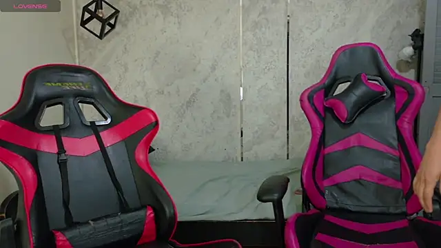 dani-lue online show from 19, 4, 2026