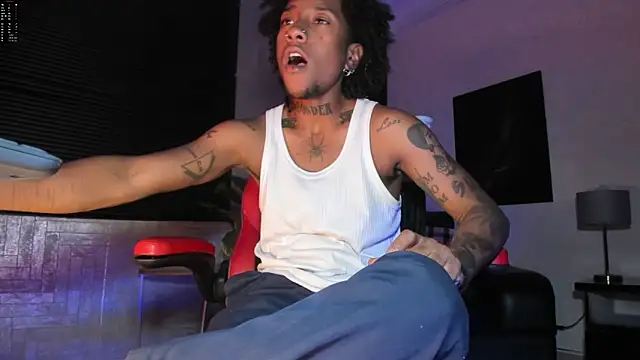 Snapshot of JhonyMiller_ chatting on 20, 2, 2026 JhonyMiller online show from 20, 2, 2026