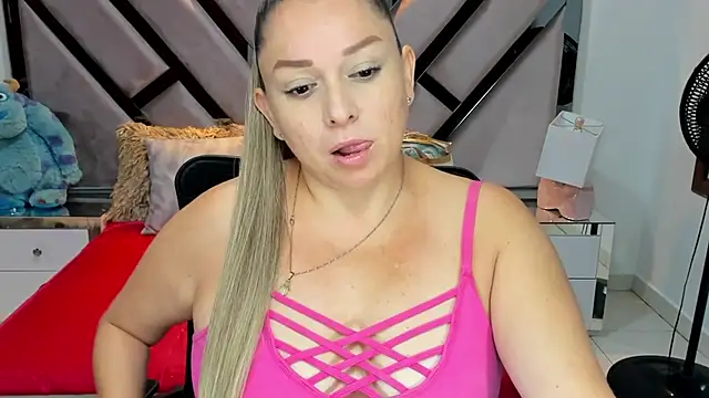 natalia5560 online show from 15, 9, 2025