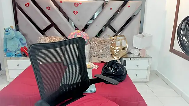 natalia5560 online show from 15, 10, 2025