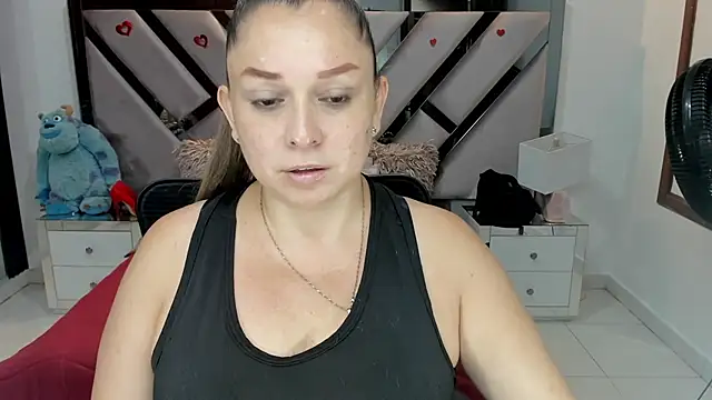 natalia5560 online show from 7, 10, 2025