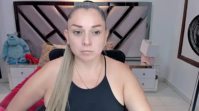 natalia5560 online show from 10, 9, 2025