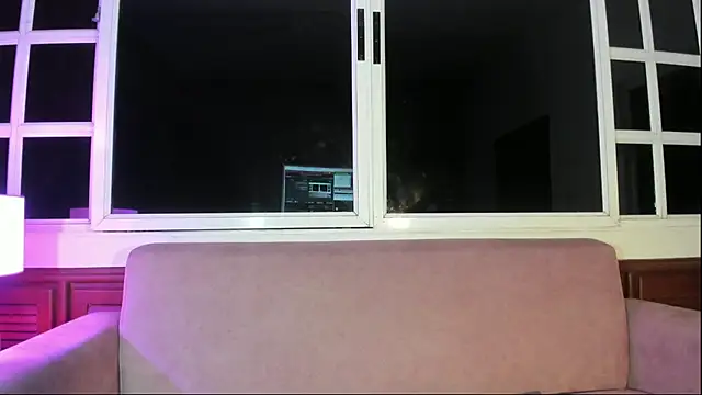 loladupont online show from 13, 9, 2025