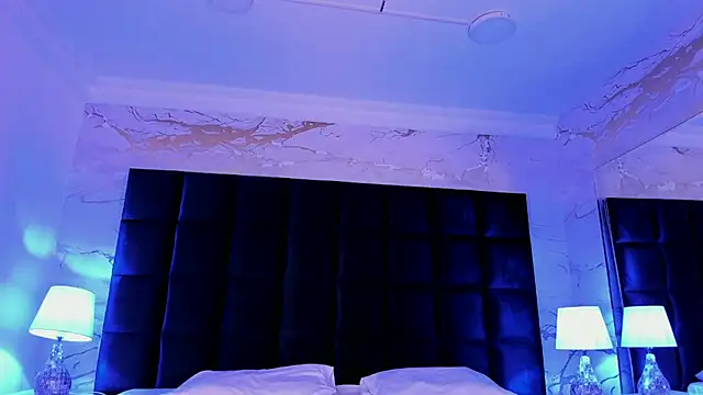 loladupont online show from 4, 3, 2026