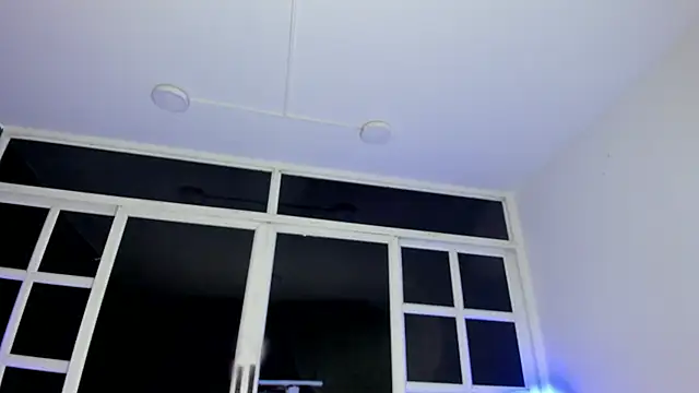 Snapshot of loladupont chatting on 19, 7, 2026 loladupont online show from 19, 7, 2026