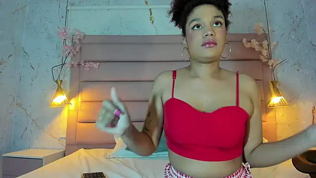 loladupont online show from 8, 10, 2025