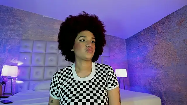 Snapshot of loladupont chatting on 23, 2, 2026 loladupont online show from 23, 2, 2026