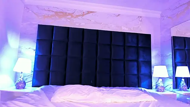 Snapshot of loladupont chatting on 2, 3, 2026 loladupont online show from 2, 3, 2026