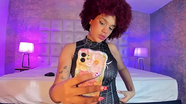 loladupont online show from 17, 11, 2025