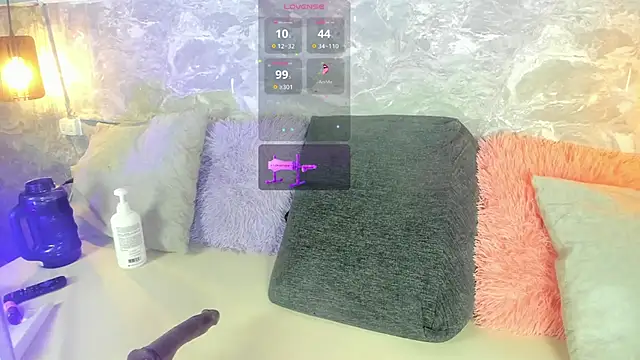 Snapshot of Little_lili19 chatting on 23, 2, 2026 Little lili19 online show from 23, 2, 2026