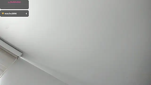 AbrilSonne online show from 9, 3, 2025