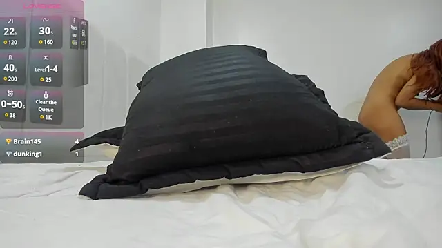 AbrilSonne online show from 12, 2, 2025