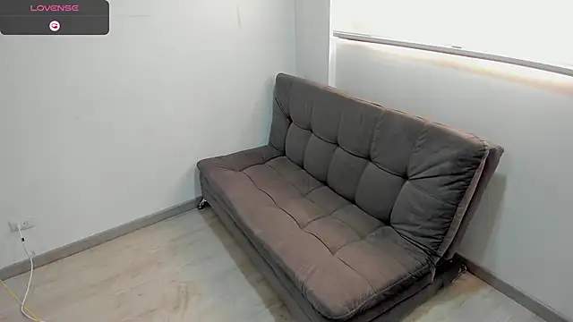 AbrilSonne online show from 23, 2, 2025