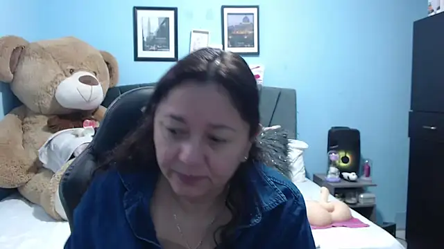 AngelRouss online show from 12, 3, 2026