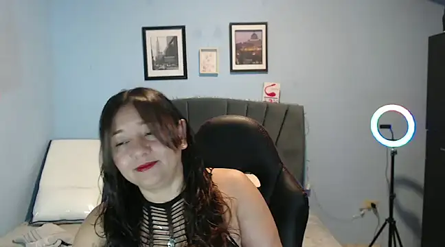 AngelRouss online show from 21, 1, 2025