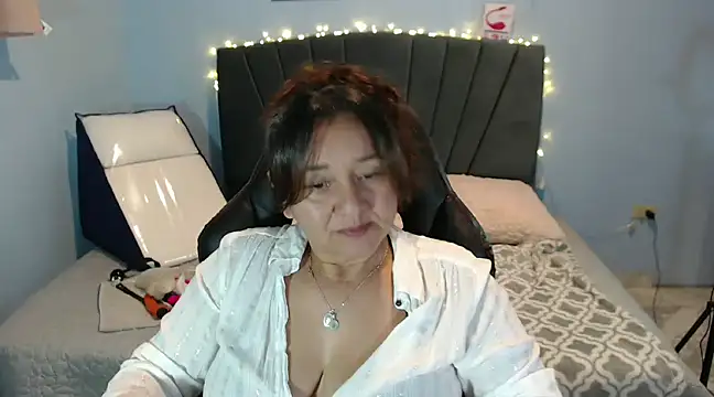 AngelRouss online show from 5, 2, 2025