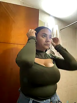 michell boobs  online show from 23, 9, 2025