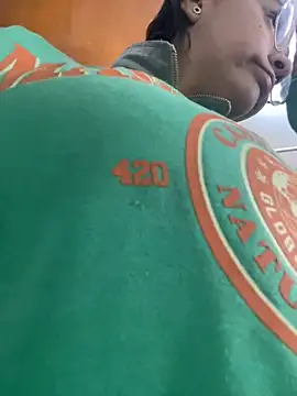 michell boobs  online show from 15, 10, 2025