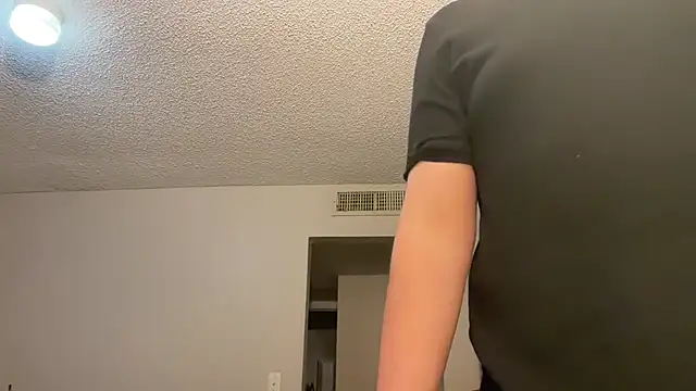 Keywest Kate online show from 2, 1, 2025