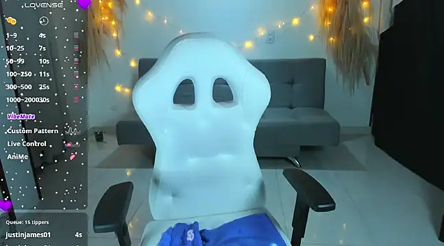 lovelypocahontas11 online show from 24, 1, 2025