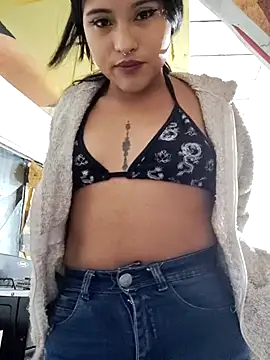 lovelypocahontas11 online show from 22, 2, 2025