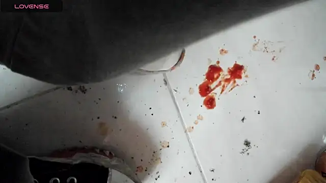 lovelypocahontas11 online show from 5, 3, 2025