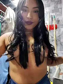 lovelypocahontas11 online show from 23, 1, 2025