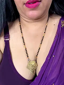 FlatVincy4 online show from 7, 11, 2025