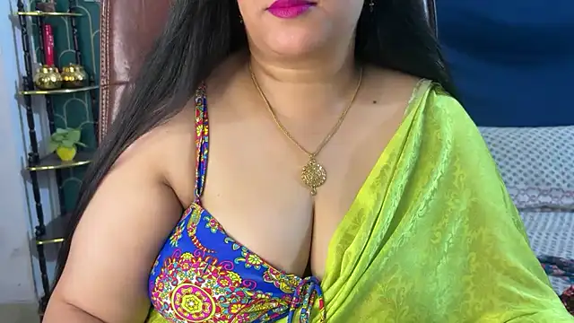 FlatVincy4 online show from 6, 7, 2026