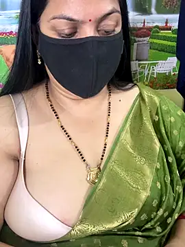 FlatVincy4 online show from 5, 11, 2025