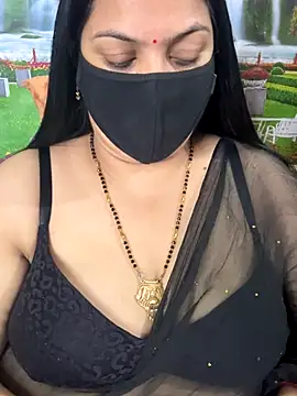 FlatVincy4 online show from 6, 11, 2025