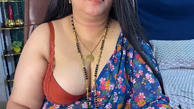 FlatVincy4 online show from 6, 7, 2026