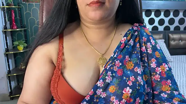 FlatVincy4 online show from 4, 6, 2026