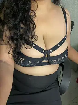 hot menka online show from 20, 3, 2025