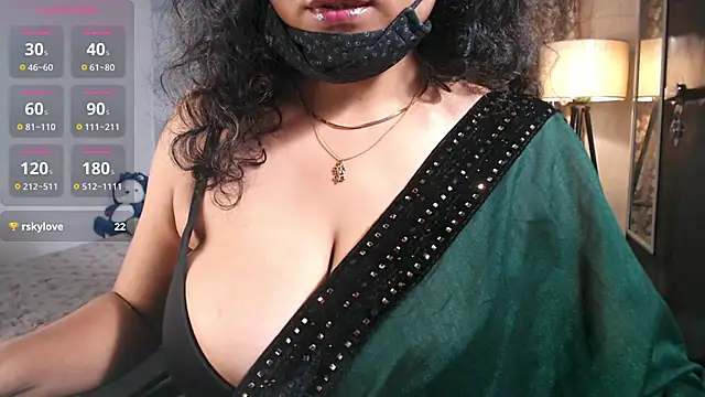 Snapshot of hot_menka chatting on 1, 5, 2026 hot menka online show from 1, 5, 2026