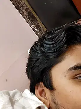 dannyD06969 online show from 13, 4, 2026