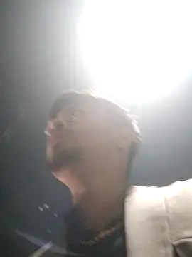 dannyD06969 online show from 22, 12, 2024