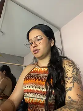 Snapshot of Rosita_forever_ chatting on 17, 6, 2026 Rosita forever online show from 17, 6, 2026