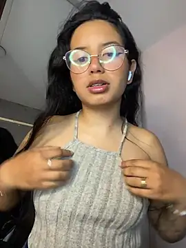 Snapshot of Rosita_forever_ chatting on 12, 6, 2026 Rosita forever online show from 12, 6, 2026