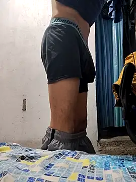 Snapshot of gatoalex89 chatting on 1, 10, 2025 gatoalex89 online show from 1, 10, 2025