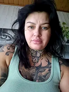 CurvyCannabisQueen online show from 10, 2, 2025