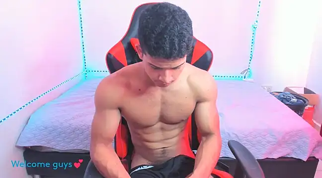 oliver thompsson7 online show from 7, 1, 2025