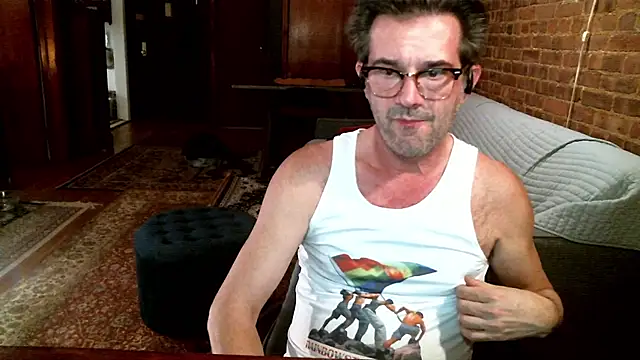 Johnny Bottoms online show from 18, 3, 2026