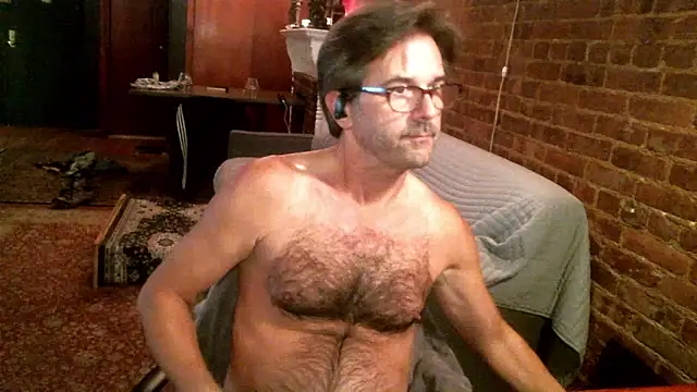 Johnny Bottoms online show from 13, 10, 2025